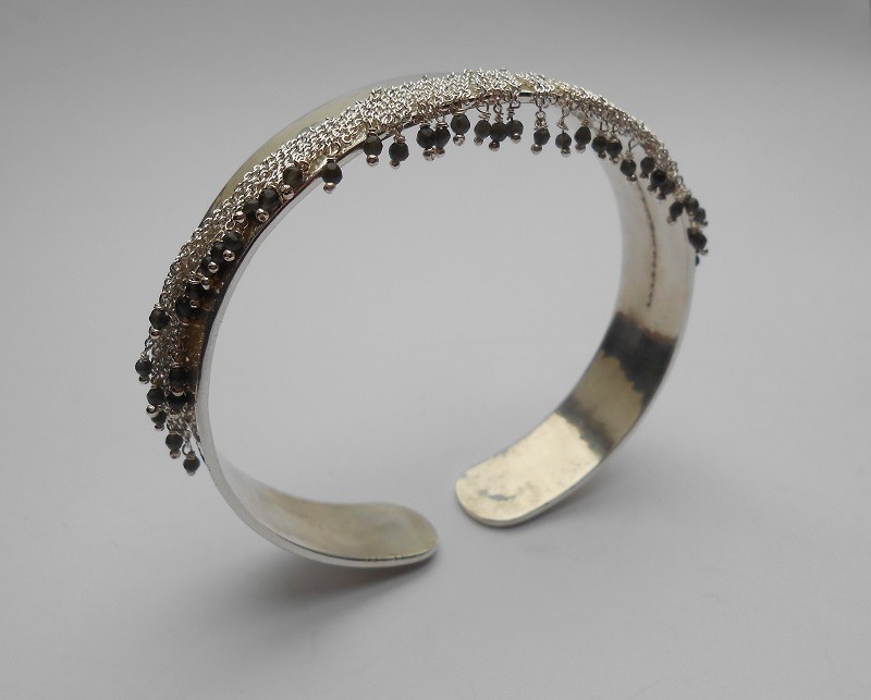 silver, chains and onyx beads, Maja Houtman